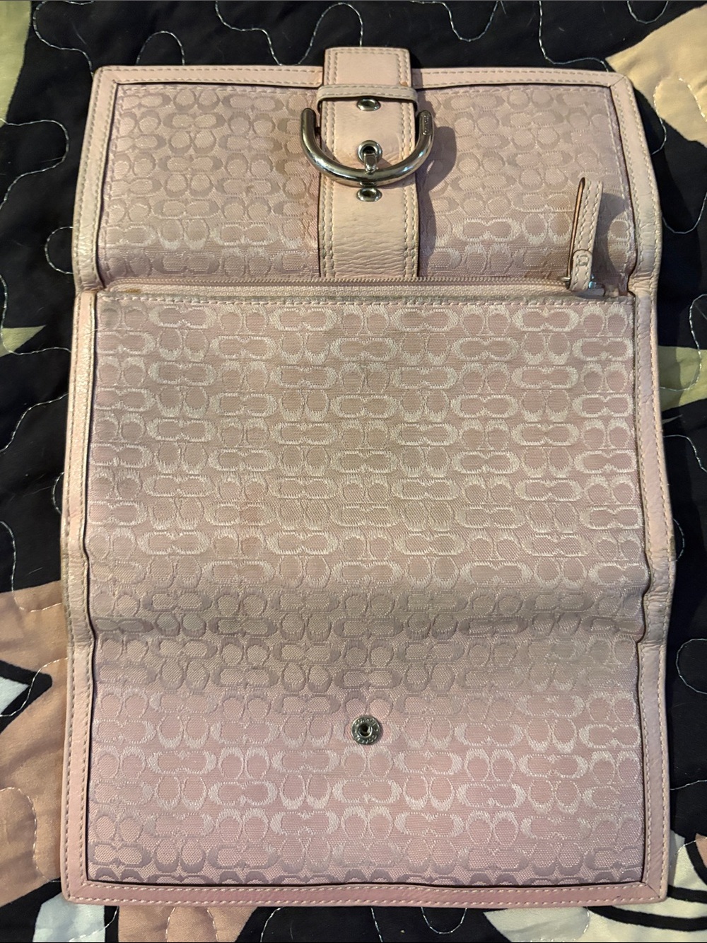 Coach Pink Trifold Leather Wallet - Picture 4 of 5